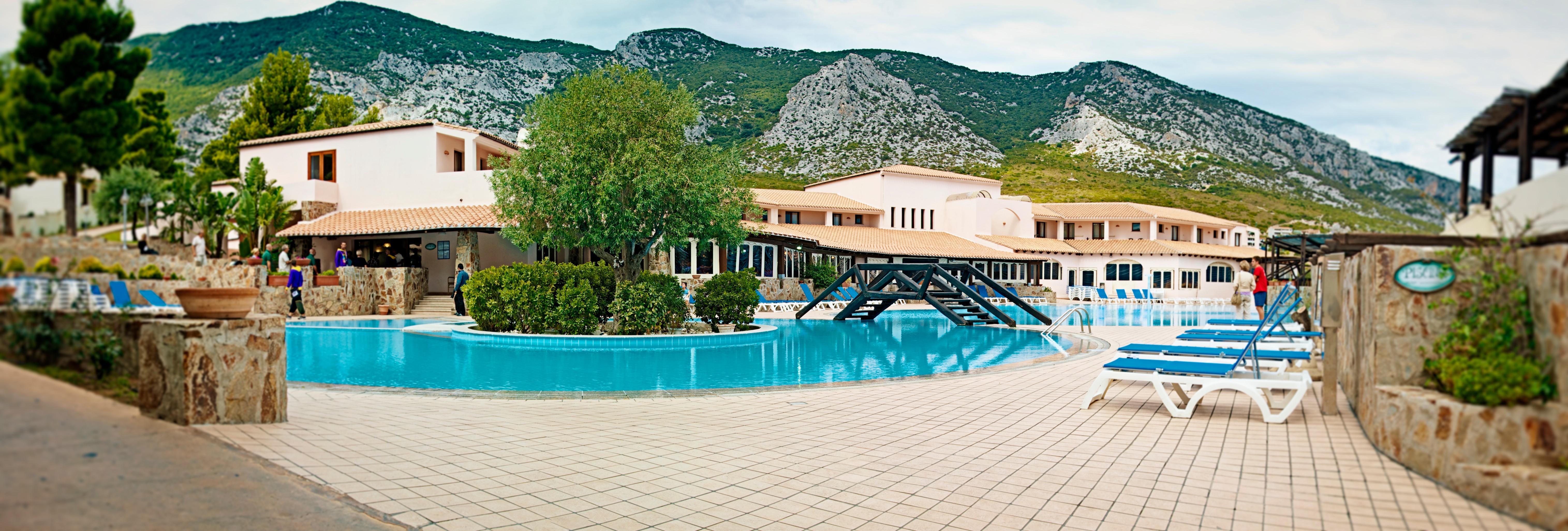 Club Esse Cala Gonone Ξενοδοχείο Εξωτερικό φωτογραφία