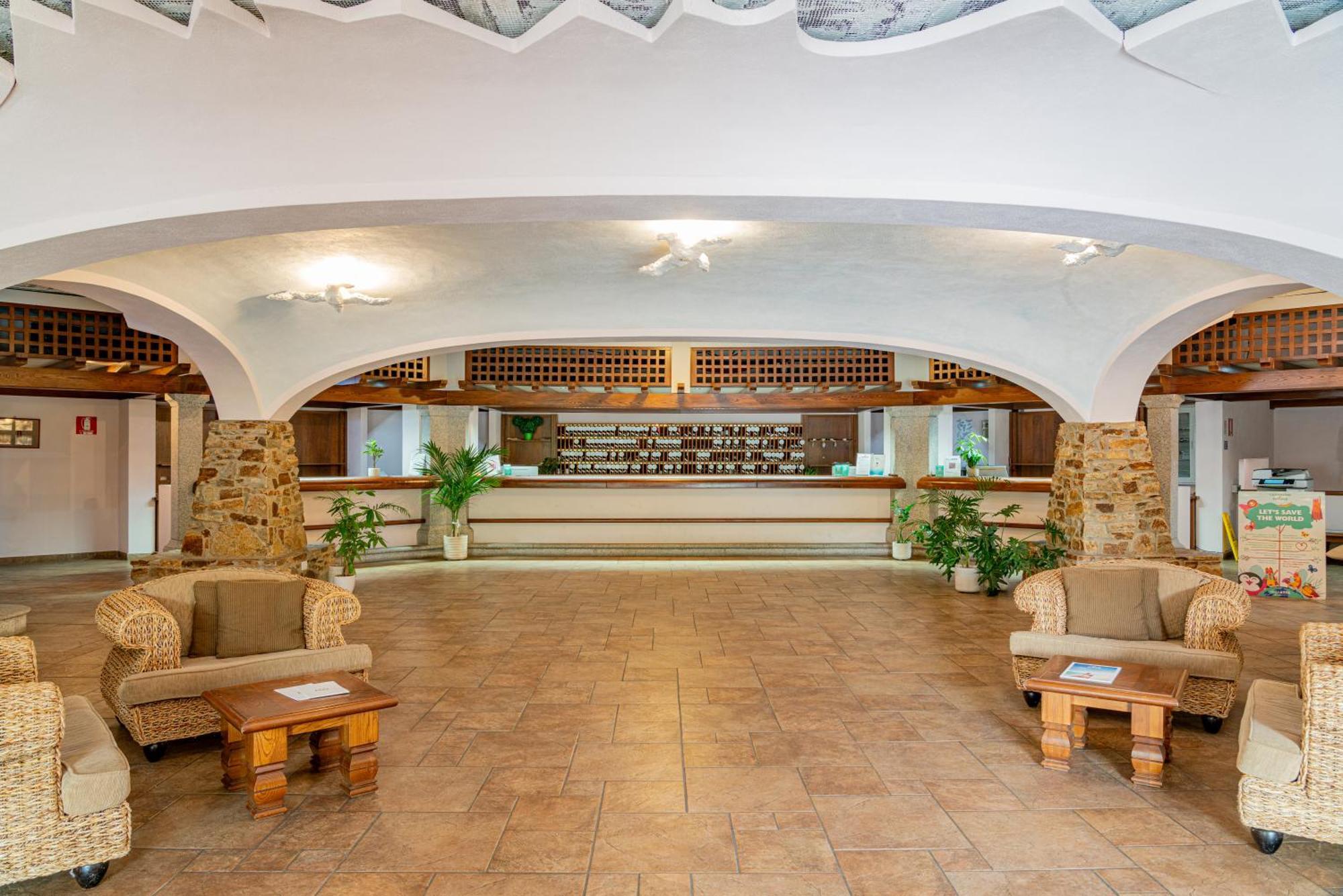 Club Esse Cala Gonone Ξενοδοχείο Εξωτερικό φωτογραφία